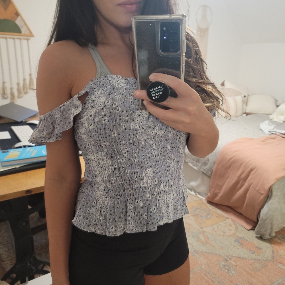 Sim & Sam Floral Lavendar Top
